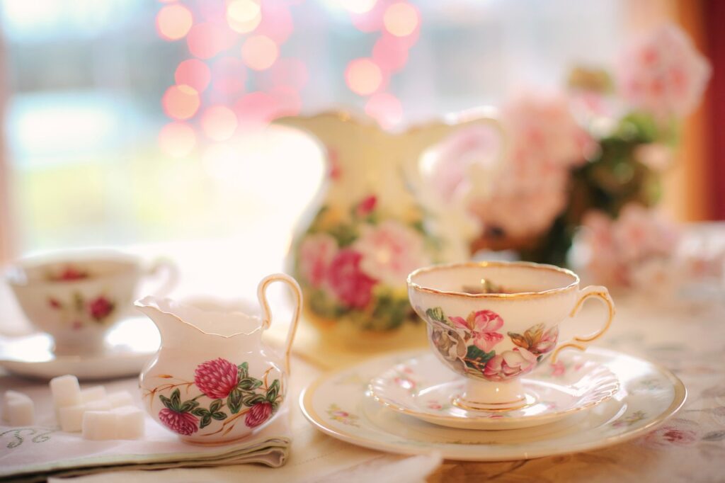 tea cups table